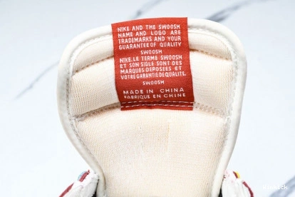  Trophy Room 1 Home” “Rookie OG Low Air Jordan HV6157-100 Card: x 0816